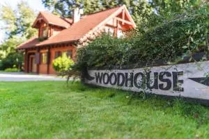 木屋公寓 - Machliny