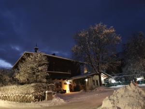 Appartement Pension Bäckenhäusl FERIENWOHNUNGEN Chalets Hütten