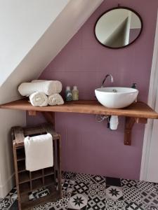 Appartements Gite 4 pers proche plage avec jardin : Appartement 1 Chambre