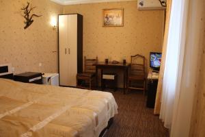 Deluxe Double Room with Shower room in Guest House U Druzey