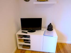 Cozy Studio in Mouraria with AC