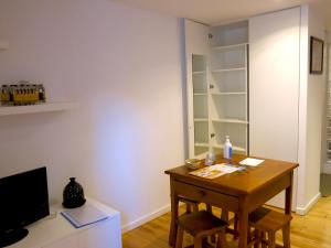 Cozy Studio in Mouraria with AC