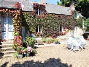 Le Glycine a Manoir Sainte Cecile