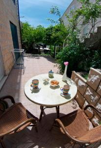 Lora studio sea & OldTown view with parking