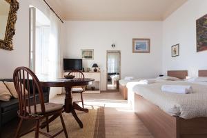 Solei with terrace OldTown and sea view