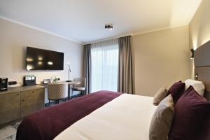 Superior Double Room room in Hotel Charleroi Airport - Van Der Valk