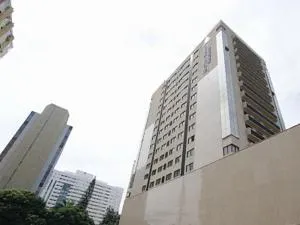 Duplex Apto Setor Hoteleiro Norte com serviço diário de limpeza - 巴西利亚