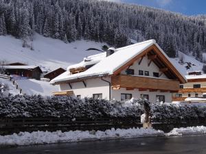 Apartement Haus Mittergries Tux Austria