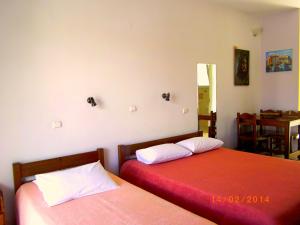 Studio (4 Adults)