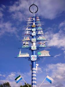 Haus am Maibaum