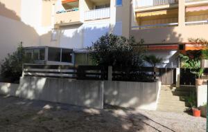 Sol-y-Days Los Amigos, Studio 4 couchages en rez-de-jardin, avec grande terrasse et parking, à 250m de la plage