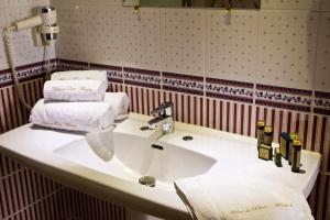 Hotels Mercure Moulins Centre Hotel de Paris : photos des chambres