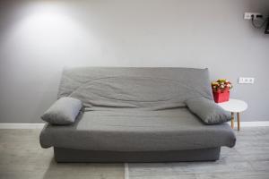 2nd floor Apartment studio on Akademgorodok