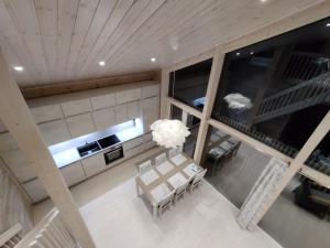 Villa Sirius Sieri, nice Log-Cottage by the lake