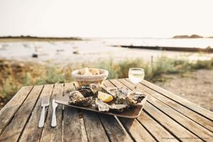 Maisons de vacances Belle longere en campagne a Larmor Baden : photos des chambres