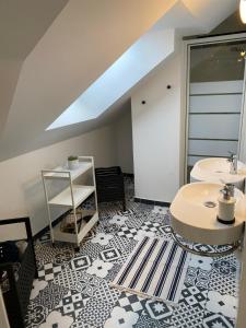 Appartement hyper centre cathédrale avec parking gratuit