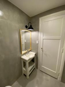 Recoleta Rentals - PH - Departamento Nuevo!