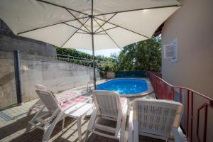 Apartments Ivona - swimming pool