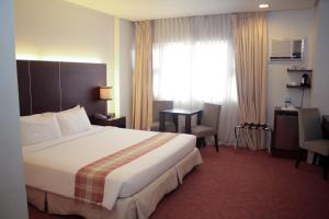 Casablanca Suites Near Airport
