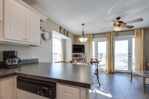 Summer Breeze 201 condo