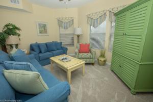 Two-Bedroom Apartment room in Sandpiper Cove 9111 Destin Condo