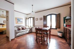 Apartment (3 Adults) room in Borgo Grondaie