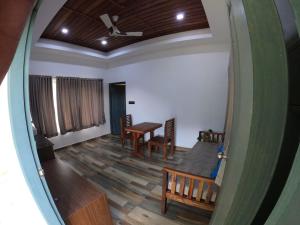 Mannoor Farms Mountain View Stays, Munnar