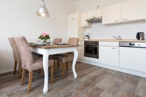 strandnahe FeWos mit Meerblick und Dachterrasse, Residenz Bel Vital - Kategorie E