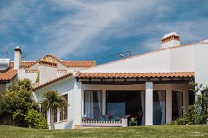 Surf Vilas by Laneez Ericeira