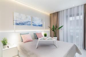 Apartamenty Gardenia Seaside 2 with Sea View by Noclegi Renters
