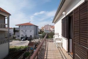 Two-Bedroom Apartment with Terrace and Pool View room in Apartments Fidelis