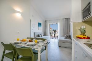 Lotus Hotel Apartments Chania Greece