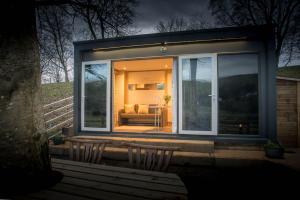 The Fox Den - Obiekty bez kategorii w mieście Rhayader