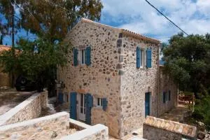 Mathilda's House - Tselendáta