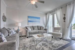 Dazzling Mexico Beach Condo - Walk to the Beach!