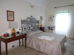 Double Room with Sea View room in B&B Relais Del Senatore