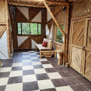 Colibamboo Ecolodge Biocasa artesanal rodeada de naturaleza con jaccuzi y mucho más