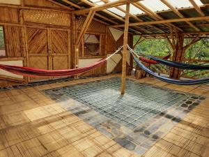 Colibamboo Ecolodge Biocasa artesanal rodeada de naturaleza con jaccuzi y mucho más