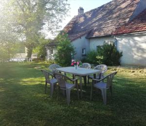 Maisons de vacances Gite le grand bois : photos des chambres