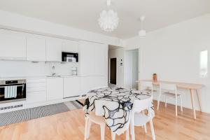 Tapiola Oak Apartment