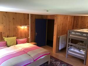 Hotels HOTEL RESTAURANT LA FOURMI : photos des chambres