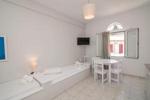 Seirines Apartments Tinos Greece