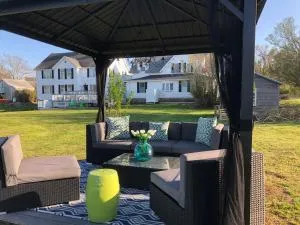 Old Town Inn - Block Island