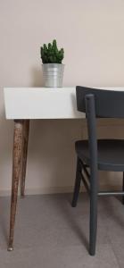 La Casa allombra della Chiesa