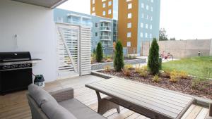 New one bedroom apartment with TERRACE and Parking