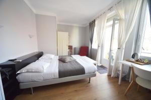 Hotels Cafe de Paris : photos des chambres