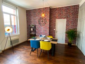 Charmant T2 Hyper-centre, Netflix, Gare