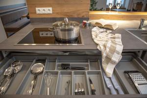 Familien Ferien Wohnung by Holzbau