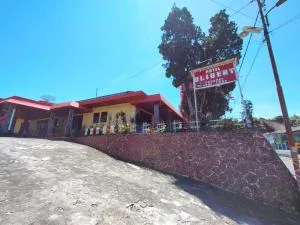 Hotel Olibert Parapat Ajibata Mitra RedDoorz - Parapat