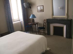 Hotels Hotel Saint Jean : photos des chambres